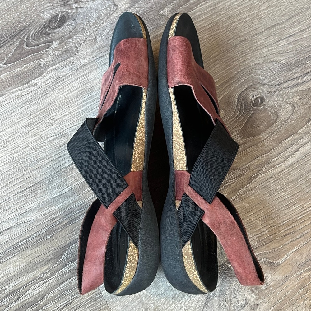 Keen Dauntless Strappy Travel Sandals Burgundy Leather Womens 9 UK 6.5 EU 39.5 - Picture 4 of 9